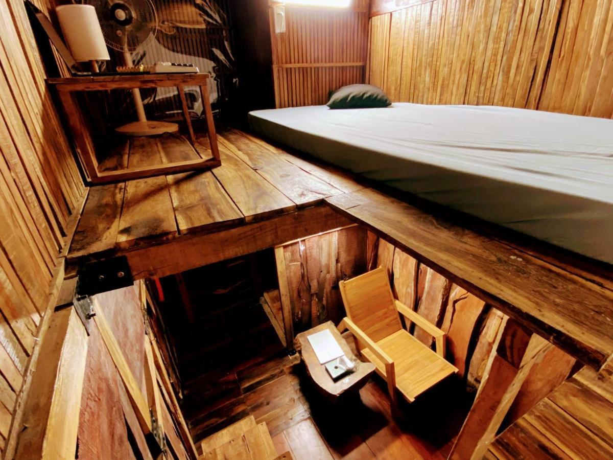 The Gk House Hostel, Ecolliving, Central City, Natural Wooden, Chill View Rooftop, Restaurant And Cocktail Bar Ciudad Ho Chi Minh  Exterior foto