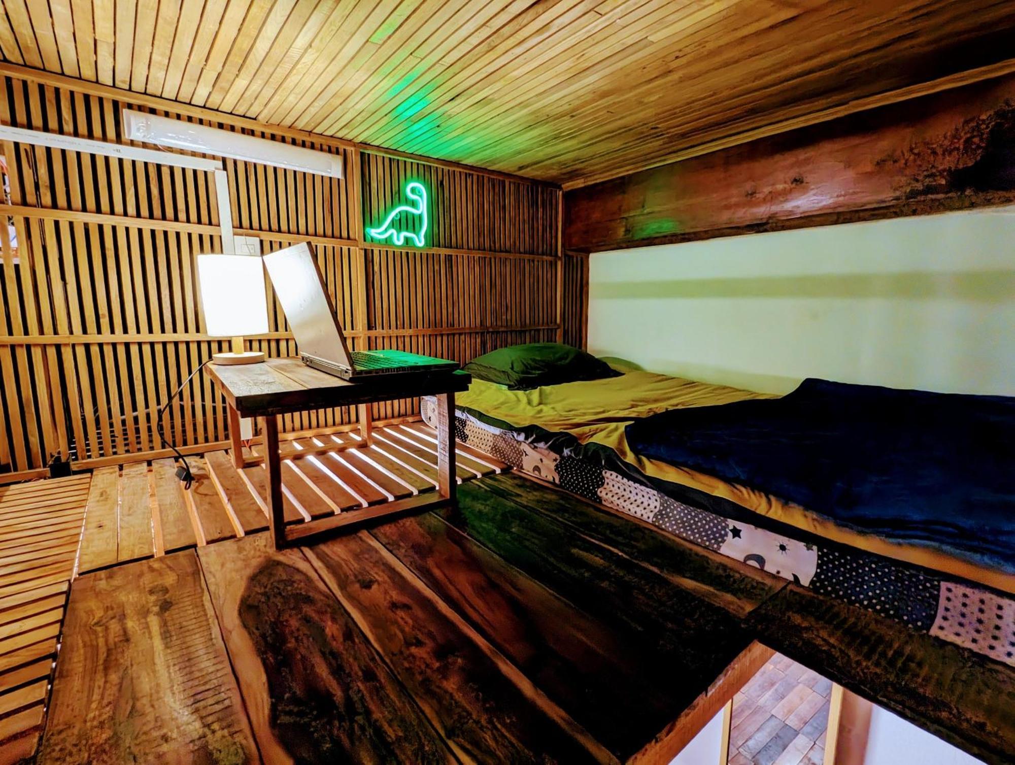 The Gk House Hostel, Ecolliving, Central City, Natural Wooden, Chill View Rooftop, Restaurant And Cocktail Bar Ciudad Ho Chi Minh  Exterior foto