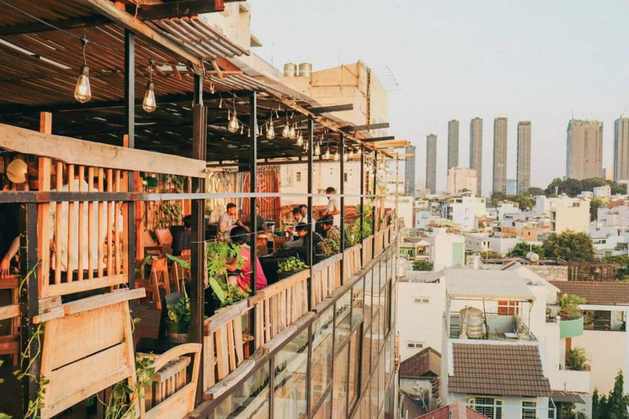 The Gk House Hostel, Ecolliving, Central City, Natural Wooden, Chill View Rooftop, Restaurant And Cocktail Bar Ciudad Ho Chi Minh  Exterior foto